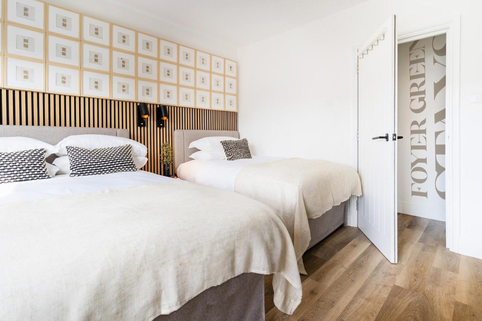 Newly Designed, 2Br Apt, 5Min From Northwood London Tube Station, Nato Hq, Ideal For Wembley, Warner Studio, Contractors Luaran gambar
